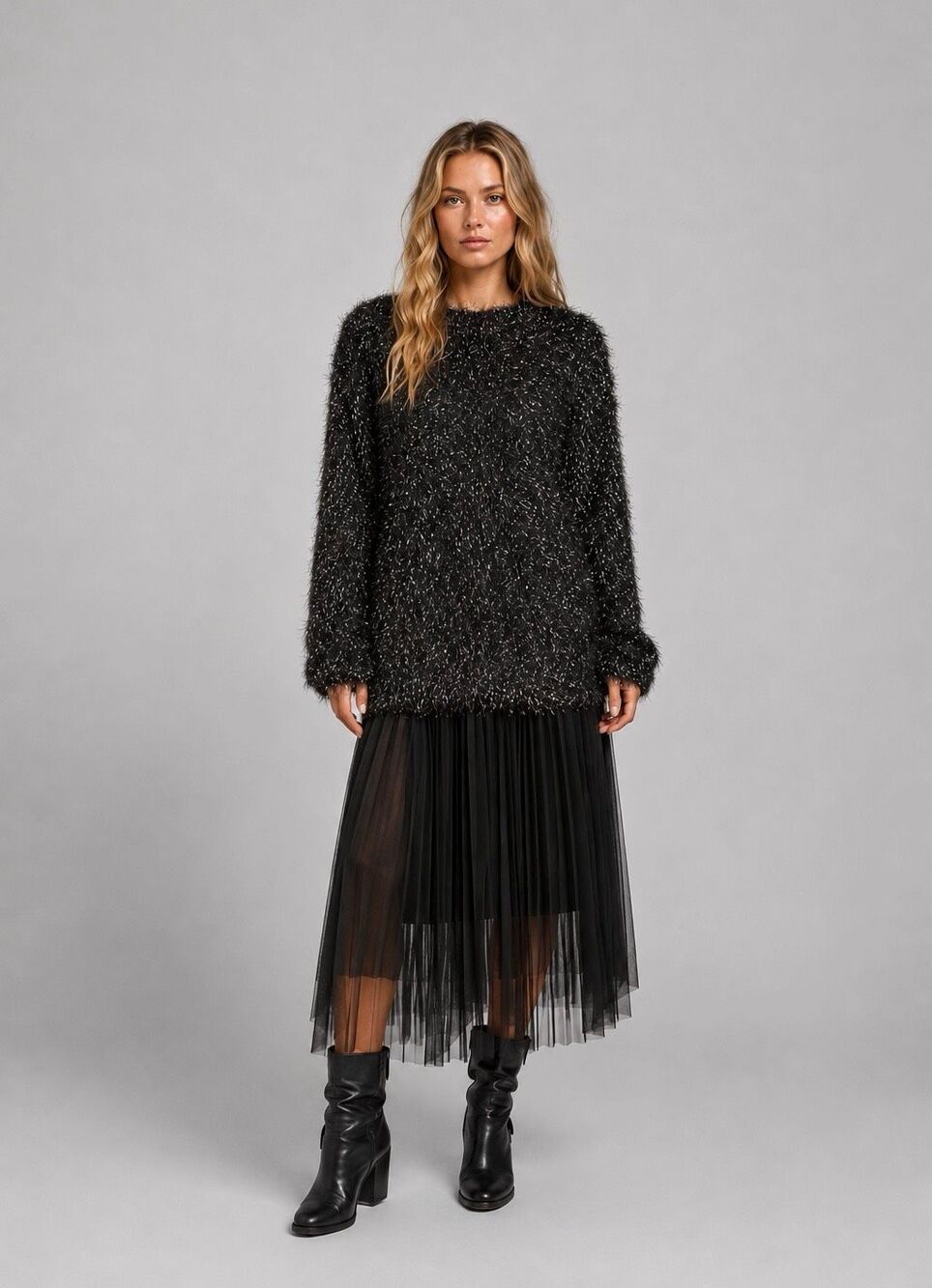 NWT HUGO Boss Black Metallic Tinsel Eyelash Knit Sweater Sparkly Shaggy Pullover